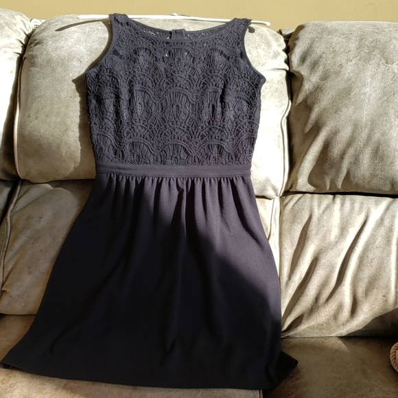Lilly Pulitzer Dresses & Skirts - Lilly Pulitzer Black Basic Dress